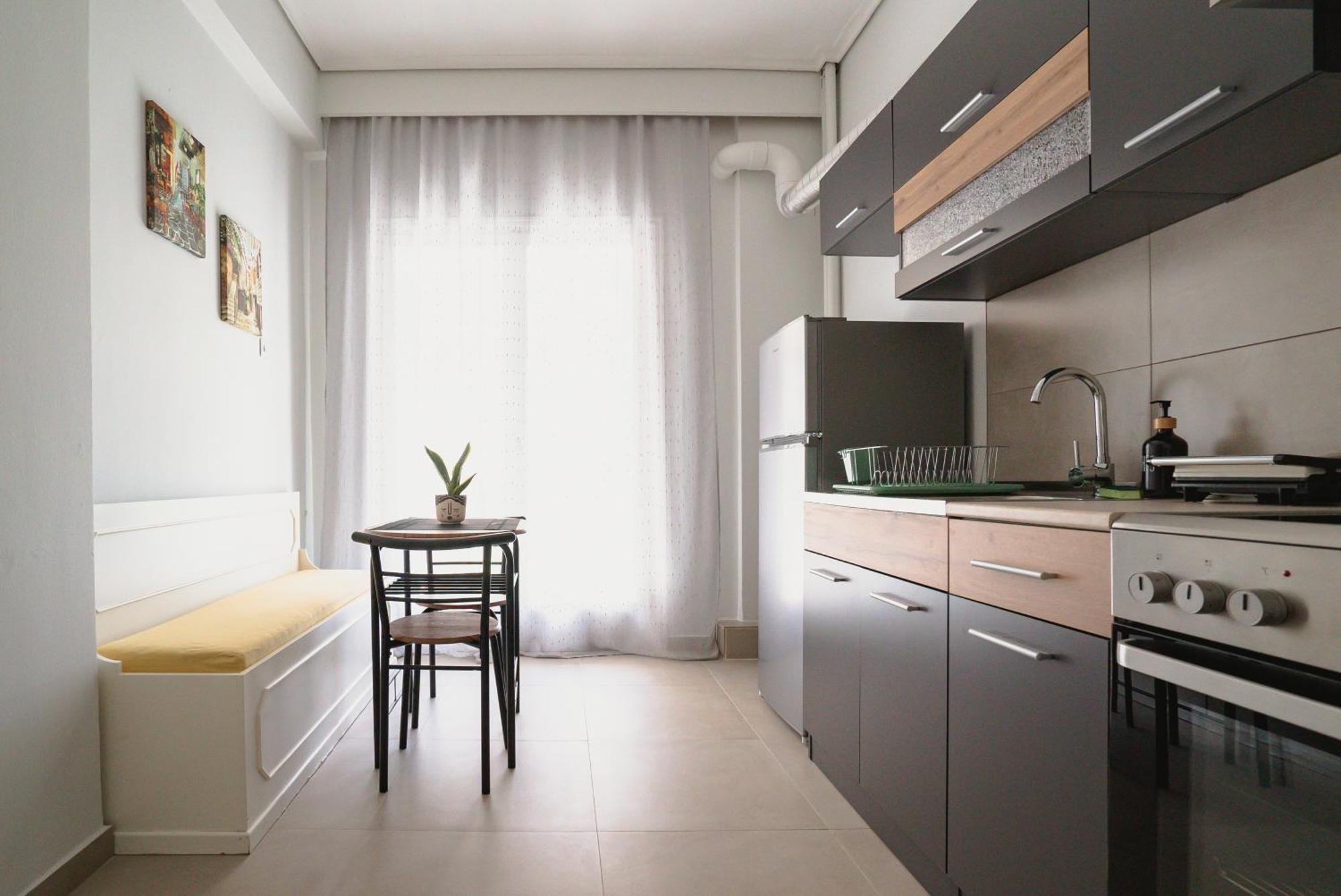 Central City Apartment Volos Bagian luar foto